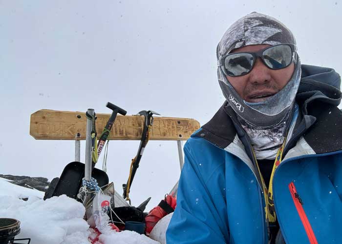 Семёнов на пики Коммунизма и Корженевской соло и быстро